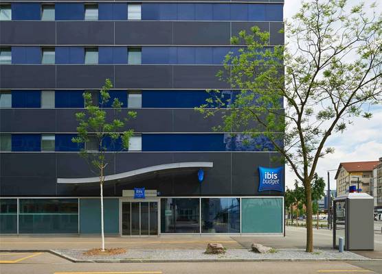 ibis budget Zurich City West 1