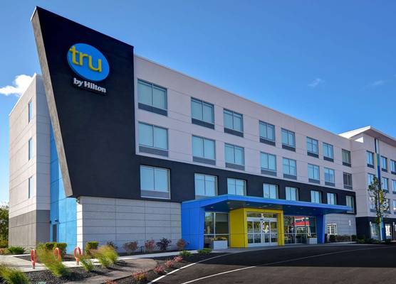 Tru By Hilton Concord, Nh 1