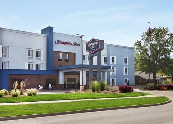 Hampton Inn Kansas City/Blue Springs 1