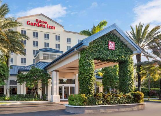 Hilton Garden Inn Miami Airport West 1