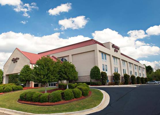 Hampton Inn Cornelia 1