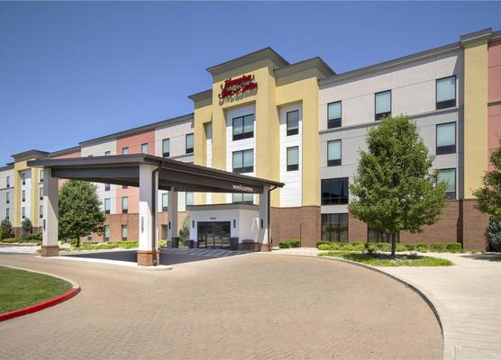 Hampton Inn & Suites by Hilton Columbus Scioto Downs, OH 1