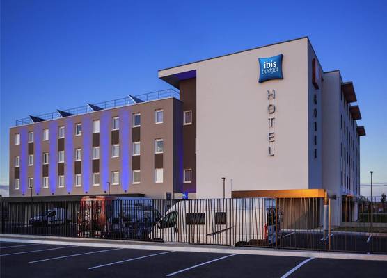 ibis budget Sens 1