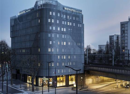 Novotel Suites Paris Expo Porte de Versailles 1