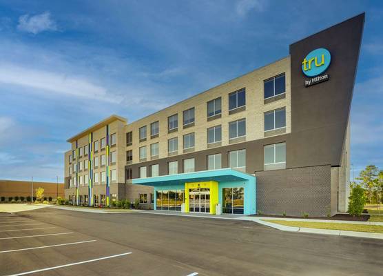 Tru By Hilton Leland Wilmington 1