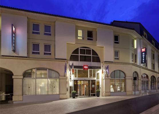 ibis Poitiers Centre 1