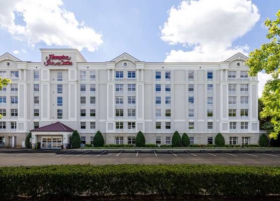Hampton Inn & Suites Raleigh Cary Lenovo Center 1