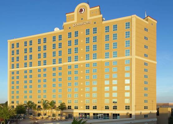 DoubleTree by Hilton Modesto 1