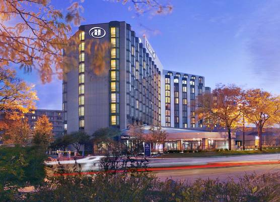 Hilton Rosemont/Chicago O'Hare 1