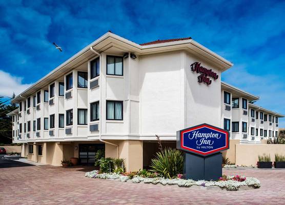 Hampton Inn Monterey 1