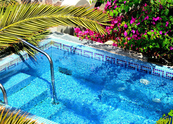Zephyros Hotel 1