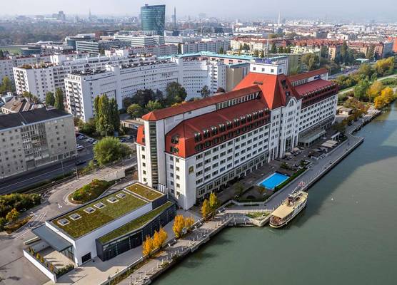 Hilton Vienna Waterfront 1