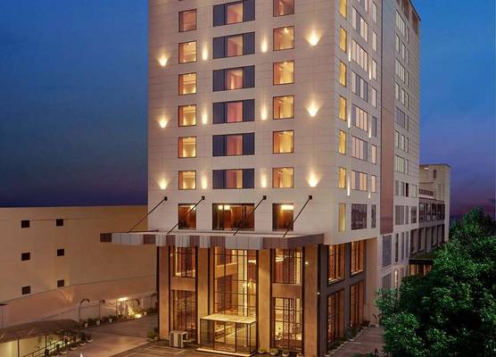 Doubletree By Hilton Varanasi 1