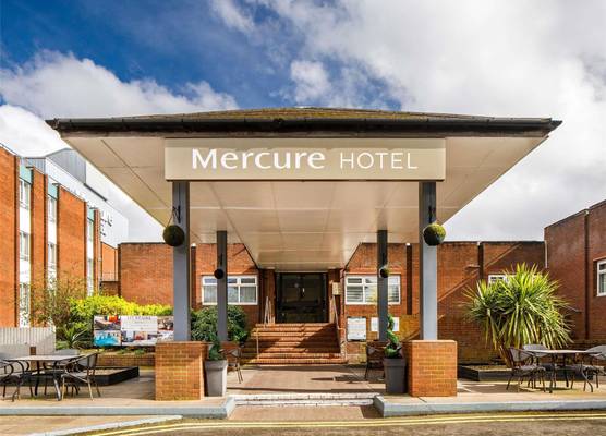 Mercure Birmingham West Hotel 1