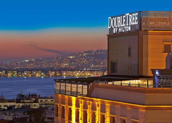 DoubleTree by Hilton Izmir - Alsancak 1