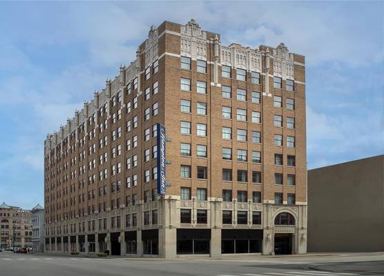 Hampton Inn Indianapolis Downtown Across from Circle Centre 1