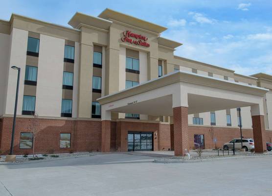 Hampton Inn & Suites Bay City 1