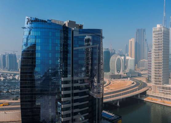 Radisson Blu Hotel, Dubai Canal View 1