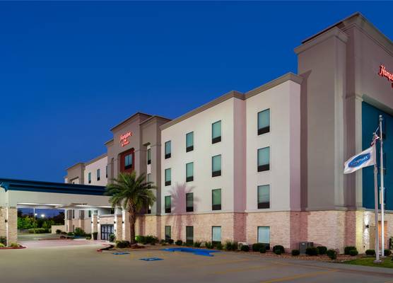 Hampton Inn Lake Charles 1