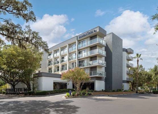 DoubleTree by Hilton Hilton Head Island 1
