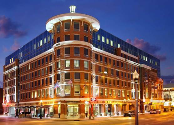 Hampton Inn & Suites Columbus-Downtown 1