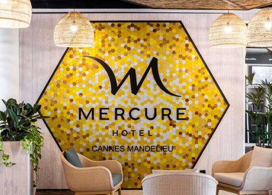 Mercure Cannes Mandelieu 1