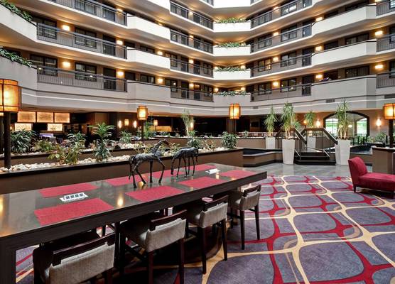 Embassy Suites by Hilton Dulles Airport 1