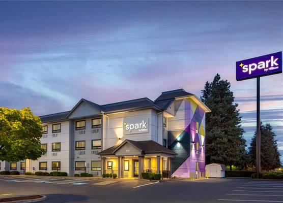 Spark by Hilton Springfield Eugene 1