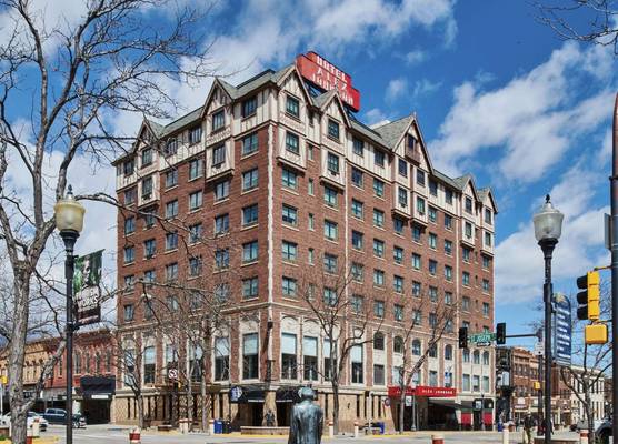 Hotel Alex Johnson Rapid City, Curio Collection by Hilton 1