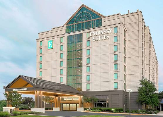 Embassy Suites by Hilton Chicago Lombard Oak Brook 1