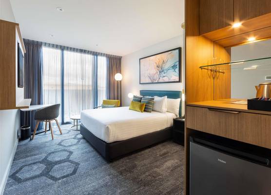 Mercure Canberra Belconnen 1
