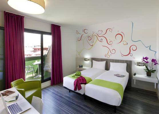 Ibis Styles Madrid Prado 1