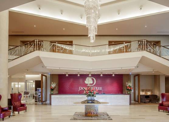 DoubleTree by Hilton Bratislava 1
