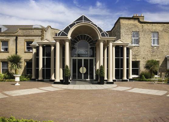 Mercure York Fairfield Manor Hotel 1