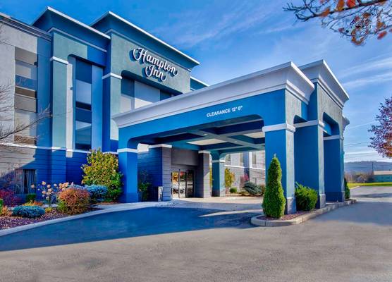 Hampton Inn Cortland 1
