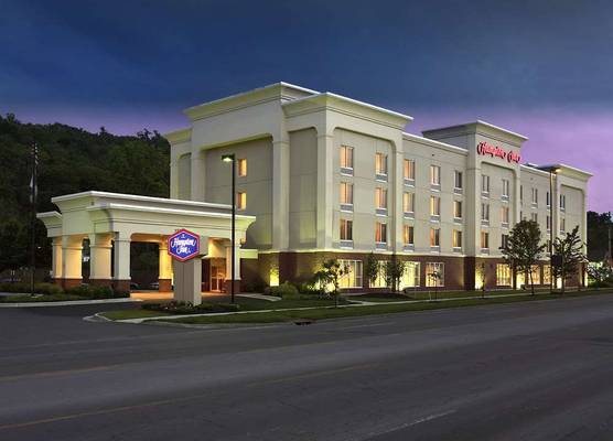 Hampton Inn Ithaca 1
