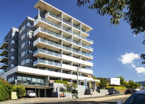 Mantra Wollongong 1