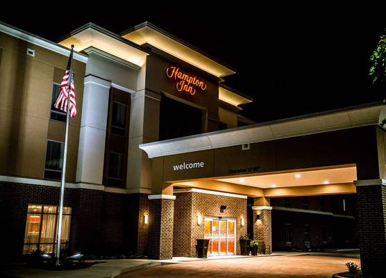 Hampton Inn-Pontiac 1