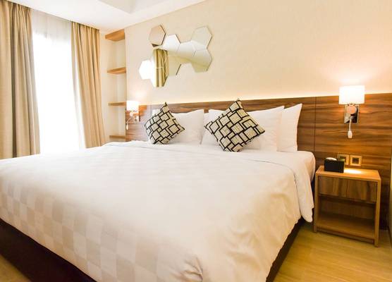 Golden Tulip Essential Tangerang 1