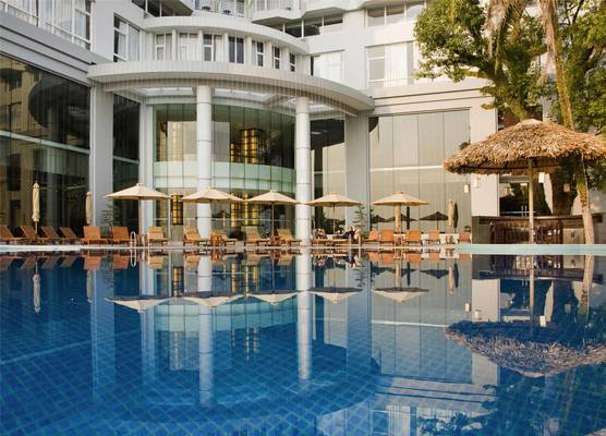 Novotel Ha Long Bay Hotel 1