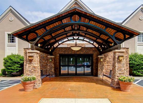 Homewood Suites by Hilton Stratford 1