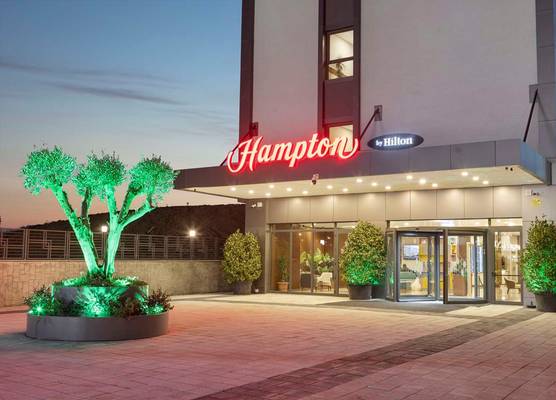 Hampton By Hilton Istanbul Airport, Arnavutkoy 1