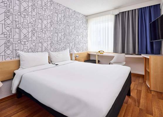 ibis Hotel Düsseldorf Hauptbahnhof 1