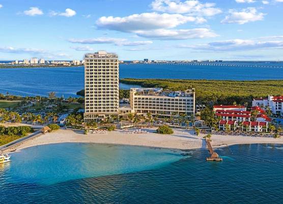 Amare Cancun Adults Only All-Inclusive Resort, Curio Hilton 1