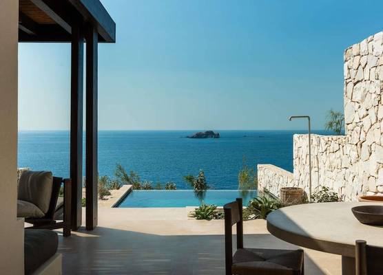 Luura - Cliff, Paros, Morgans Originals 1