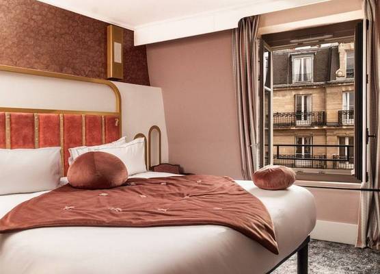 Hôtel BOHEM, Sacré-Cœur 1