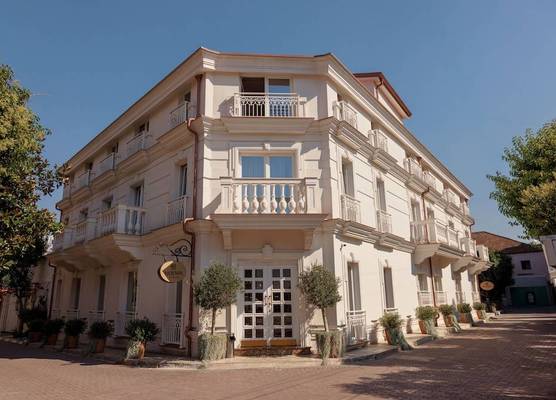 Moenia Boutique Hotel 1