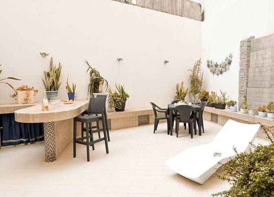 Modern & Terrace by the Beach, 3brd in Qawra 1