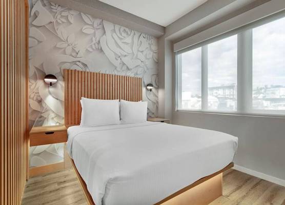 Best Western Plus Soho Hotel 1