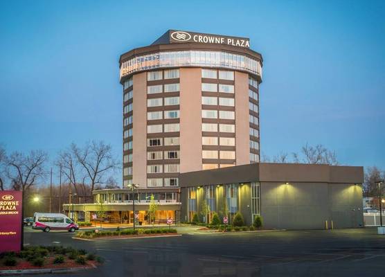 Crowne Plaza SADDLE BROOK by IHG 1